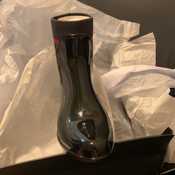 Coach boats - Picture 2 of 5